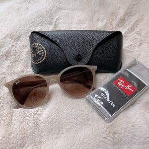 Ray-Ban Sunglasses (Rb4305) *New*